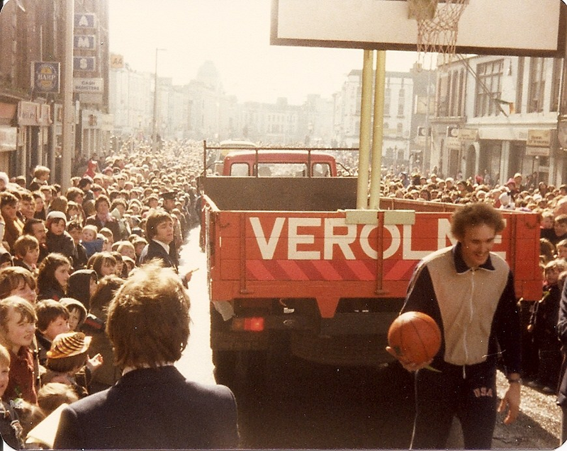 Hank Schultz of the Maryland All-Stars in the 1981 St. Patrick’s Day parade in Cork, behind the float that injured a teammate.
